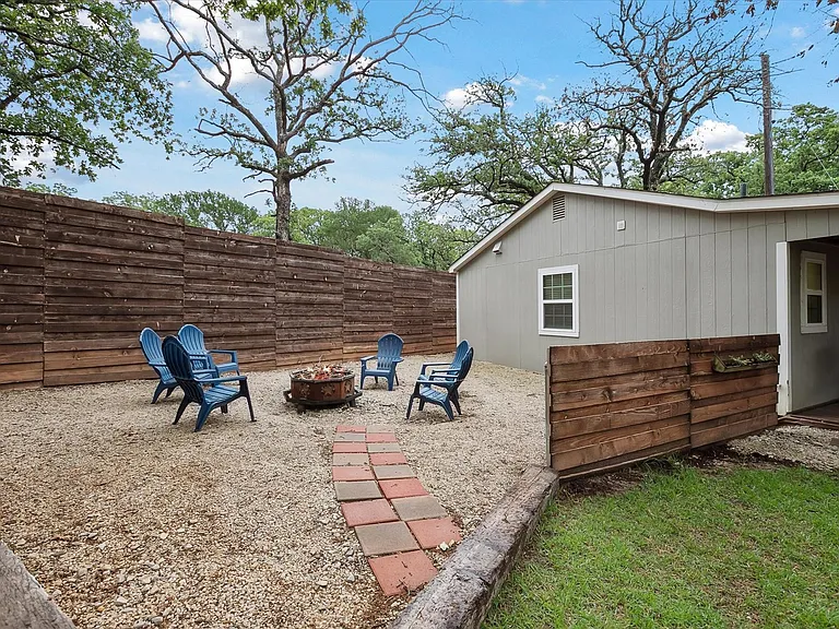 4016 Cactus Dr — Photo 11