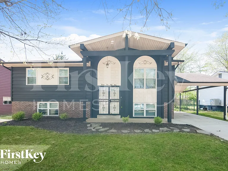 9553 Winkler Dr — Photo 1