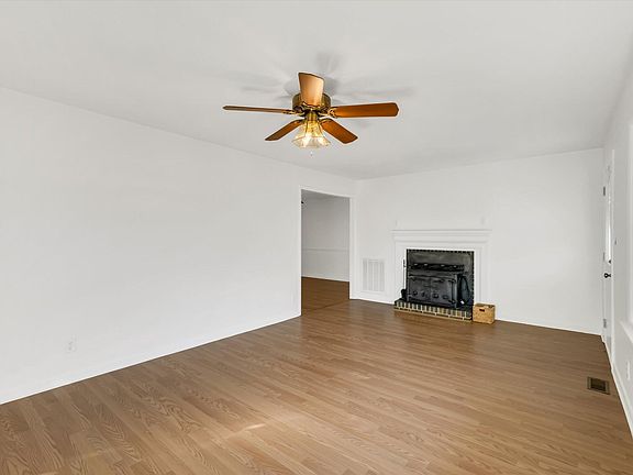 5th image of 4108 Campbell Rd