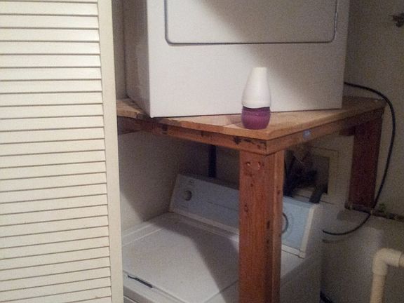 2nd image of 6323 N Sacramento Ave APT 2E
