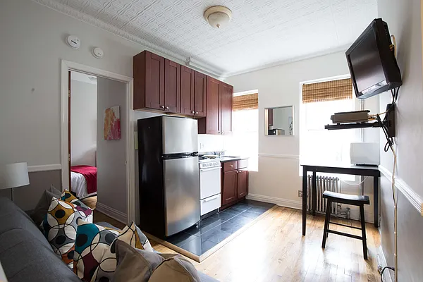 Rented by Compass | media 12