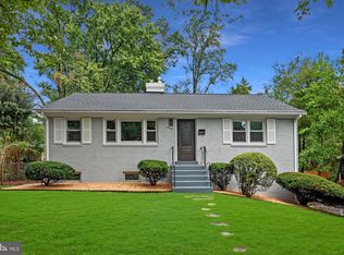 10318 Beaumont St, Fairfax, VA 22030