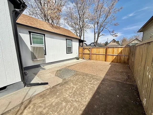 4711 Grant St — Photo 30