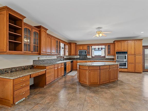 4th image of 3812 Mitchell Weaver Rd