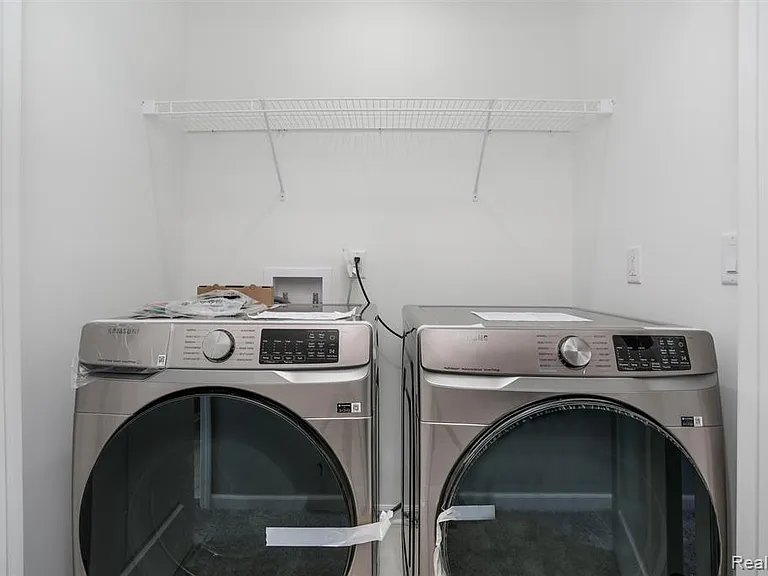 43173 Atwood Ave — Photo 19