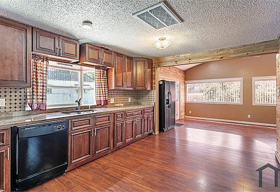 2nd image of 3961 W Kentucky Ave
