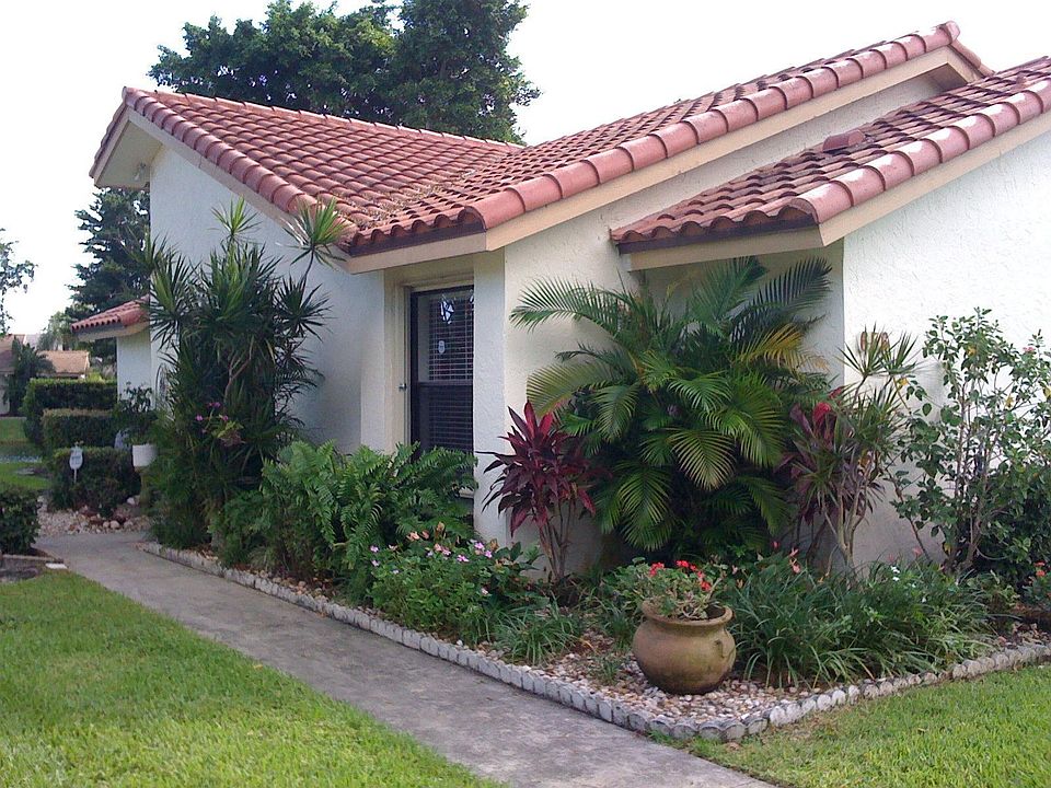 1st image of 656 Deer Creek Edgewater Dr