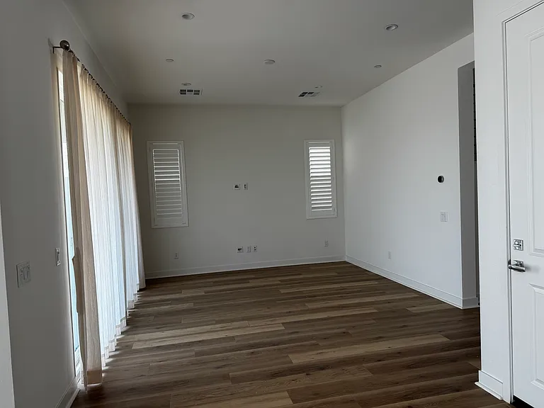 22052 Portofino Dr — Photo 10