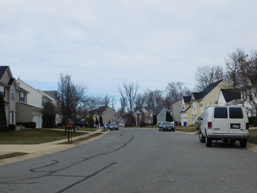 2nd image of 2322 Springdale Ln