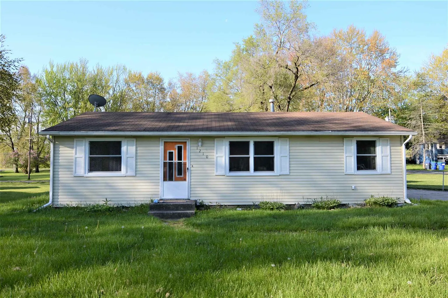 1210 Bibler Ave photo 1