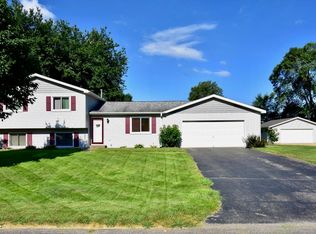 N8135 Cambrian Rd, Holmen, WI 54636