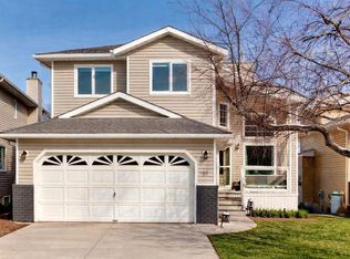 151 SW Macewan Park Cir NW, Calgary, AB T3K 4A3