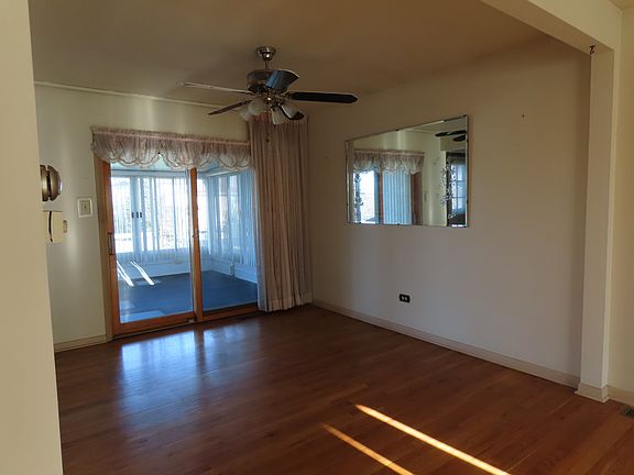 3rd image of 8925 S 85th Ct