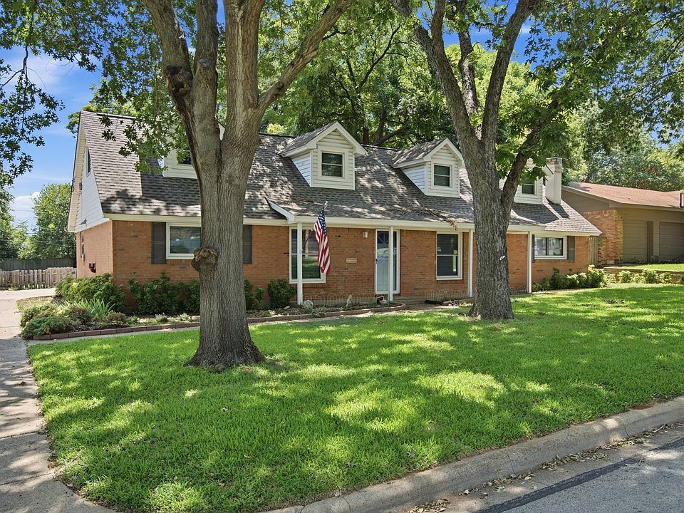 1st image of 1301 Colonial Ct