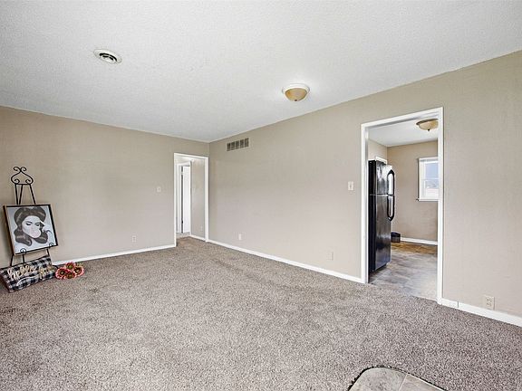 5th image of 2429 Mount Vernon Rd SE