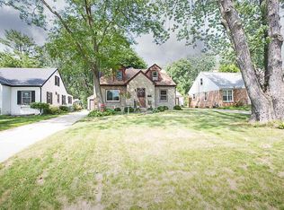 262 Bryan St, Green Bay, WI 54301