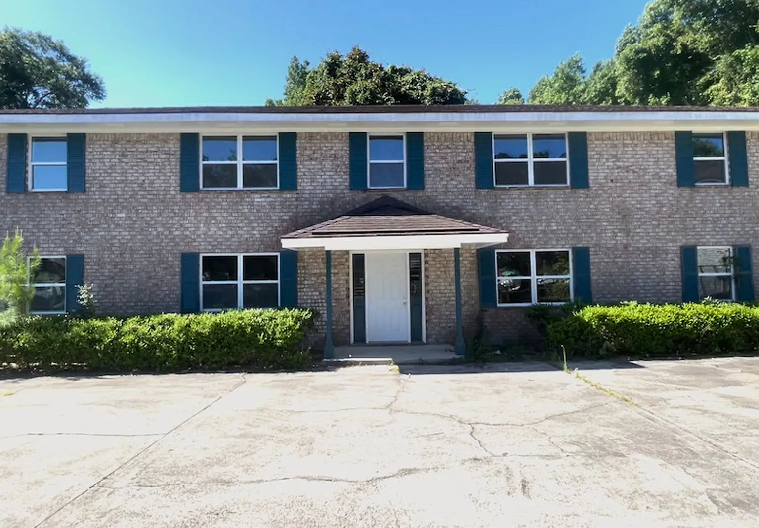 108 Woodhouse Ln, Savannah, GA 31406 — Photo 2