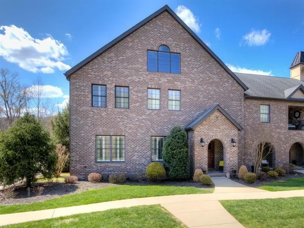 2 Hala Ln, Barboursville, WV 25504