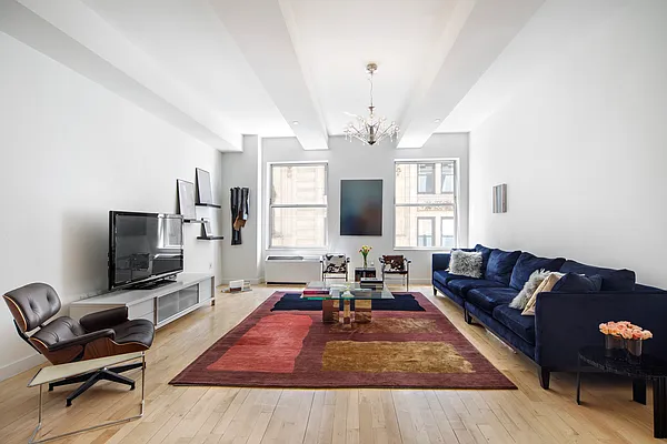 Sold by Compass | media 23