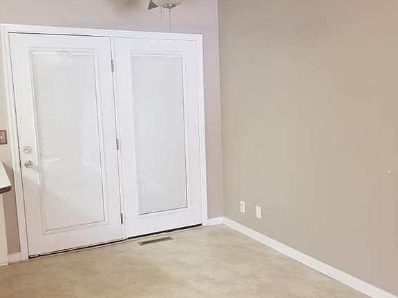 3rd image of 8924 S 142nd Avenue Cir