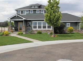 1008 Huntington Ct, Nampa, ID 83686