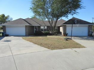 705-707 S Pinhook Dr, Nixa, MO 65714