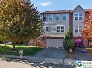 2815 Sequoia Dr, Macungie, PA 18062