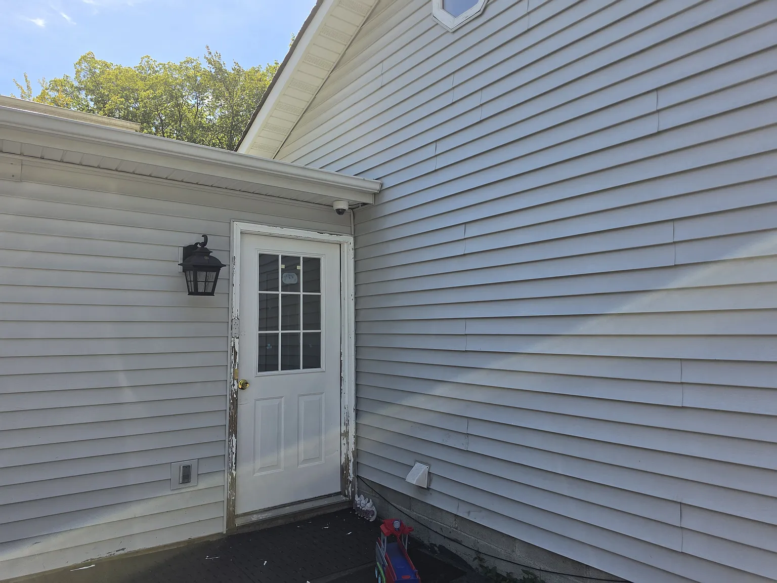 1 bed, 750 sqft, $2,200 — Photo 2