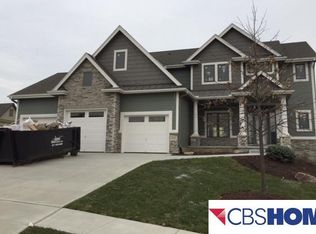 12108 Pintail Dr, Papillion, NE 68046
