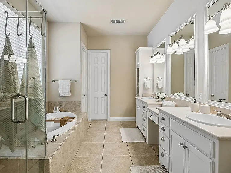 9004 Cypress Creek Rd — Photo 19