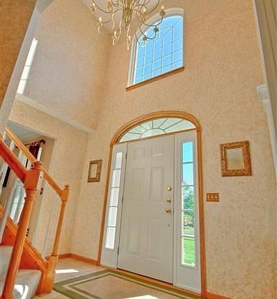 2nd image of 1193 Farmcote Cir