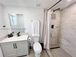 1025 NW 55th St — Photo 15