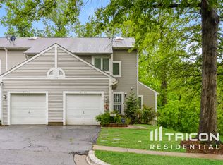 4717 Summertime Dr, Oxon Hill, MD 20745