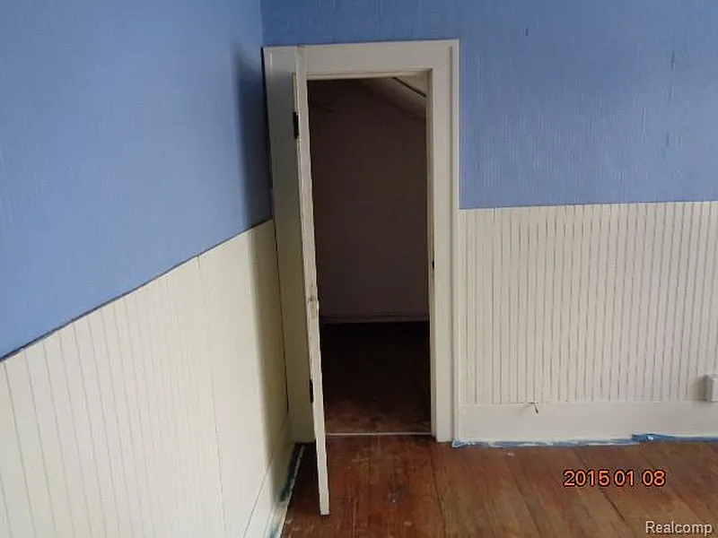 Thumbnail 13