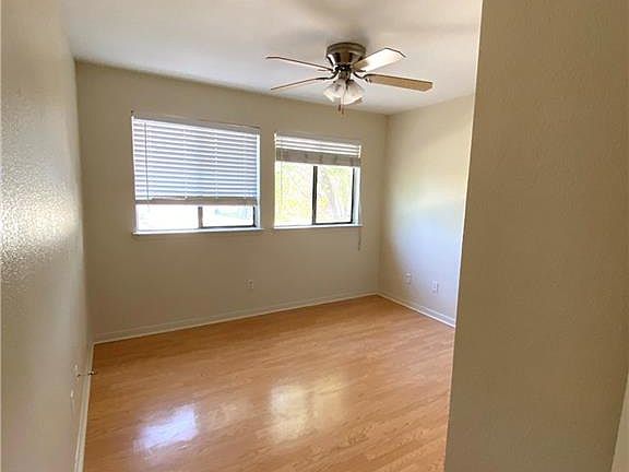 5th image of 306 Deloris Dr