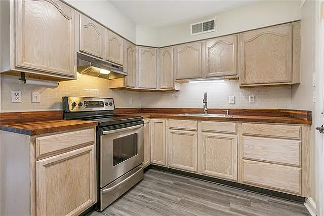 716 Grove Ave — Photo 6