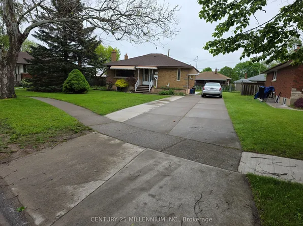 32 Stewart Ave #Basement, Thorold, ON L2V 2W7
