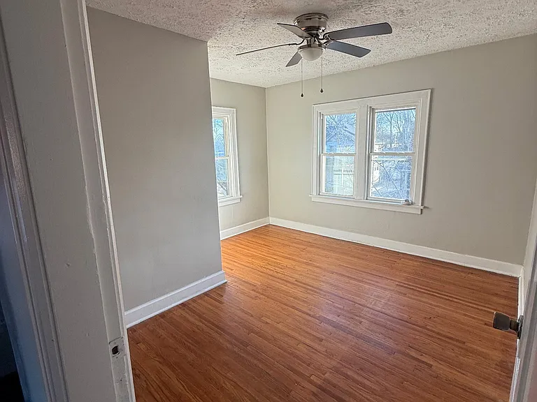 533 Fairwood Ave — Photo 9