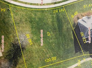 2 Redbud Dr, Macomb, IL 61455