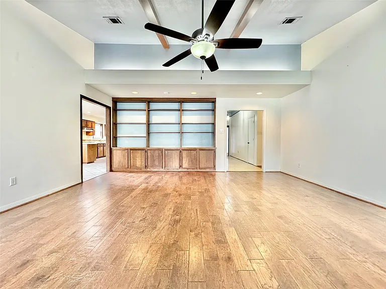 7914 Candle Ln — Photo 32