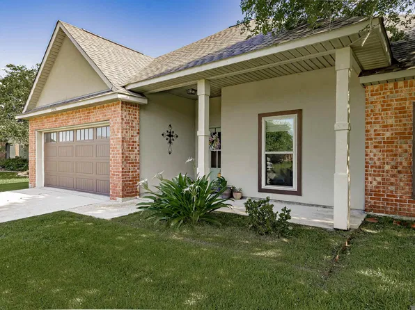 43074 Cypress Bend Dr, Gonzales, LA 70737