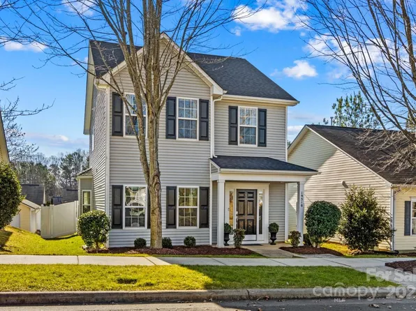 19510 Deer Valley Dr, Cornelius, NC 28031