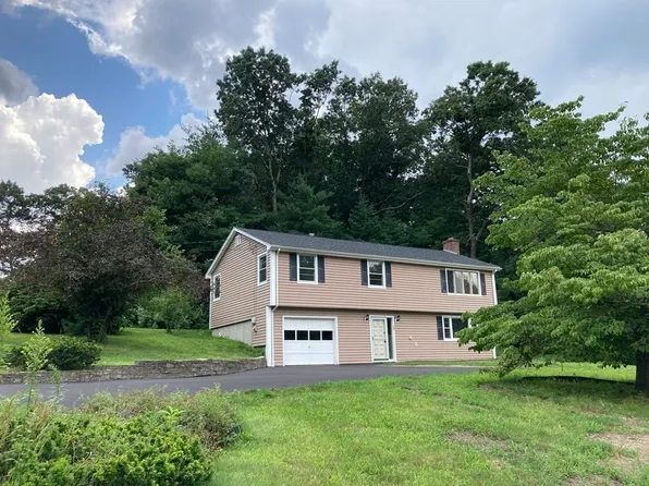 190 Fox Hill Rd, Burlington, MA 01803