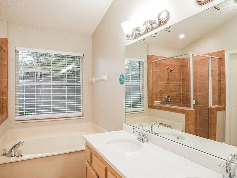 1433 Starboard Ct — Photo 8