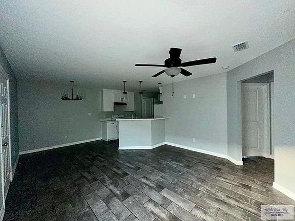 4th image of 2219 Northridge Ave