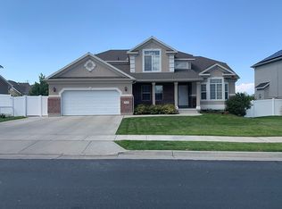 5718 W Red Narrows Dr, West Jordan, UT 84081