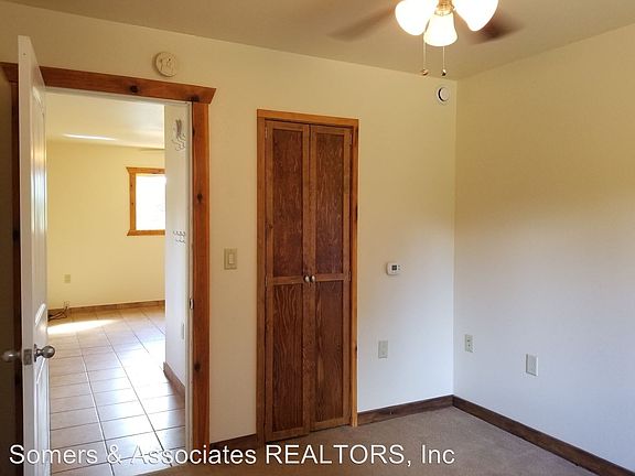 2nd image of 261 Skyridge Dr #1