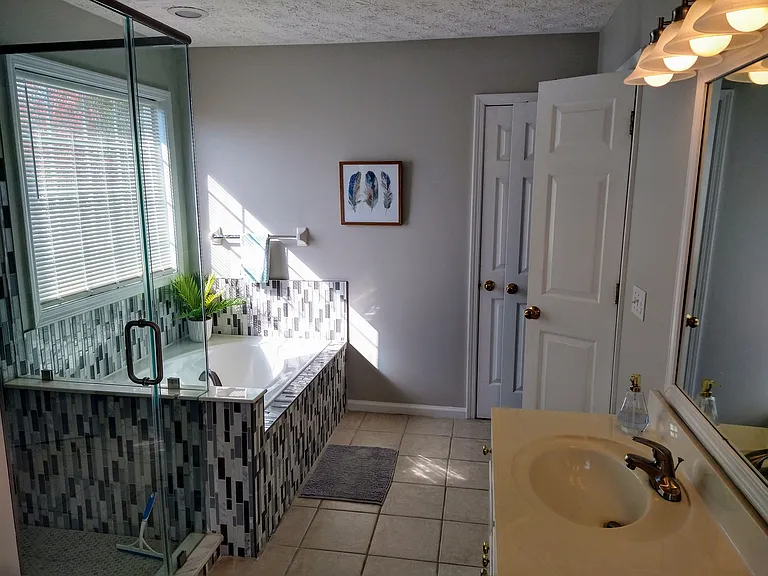 1467 Chamirey Dr SW — Photo 31