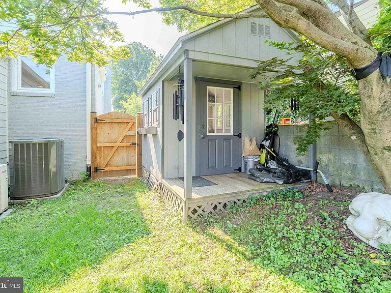 942 N McKinley Rd — Photo 49
