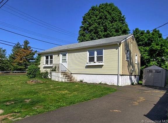 Great for buyers starting out or downsizing. Good rental property for UNH students!